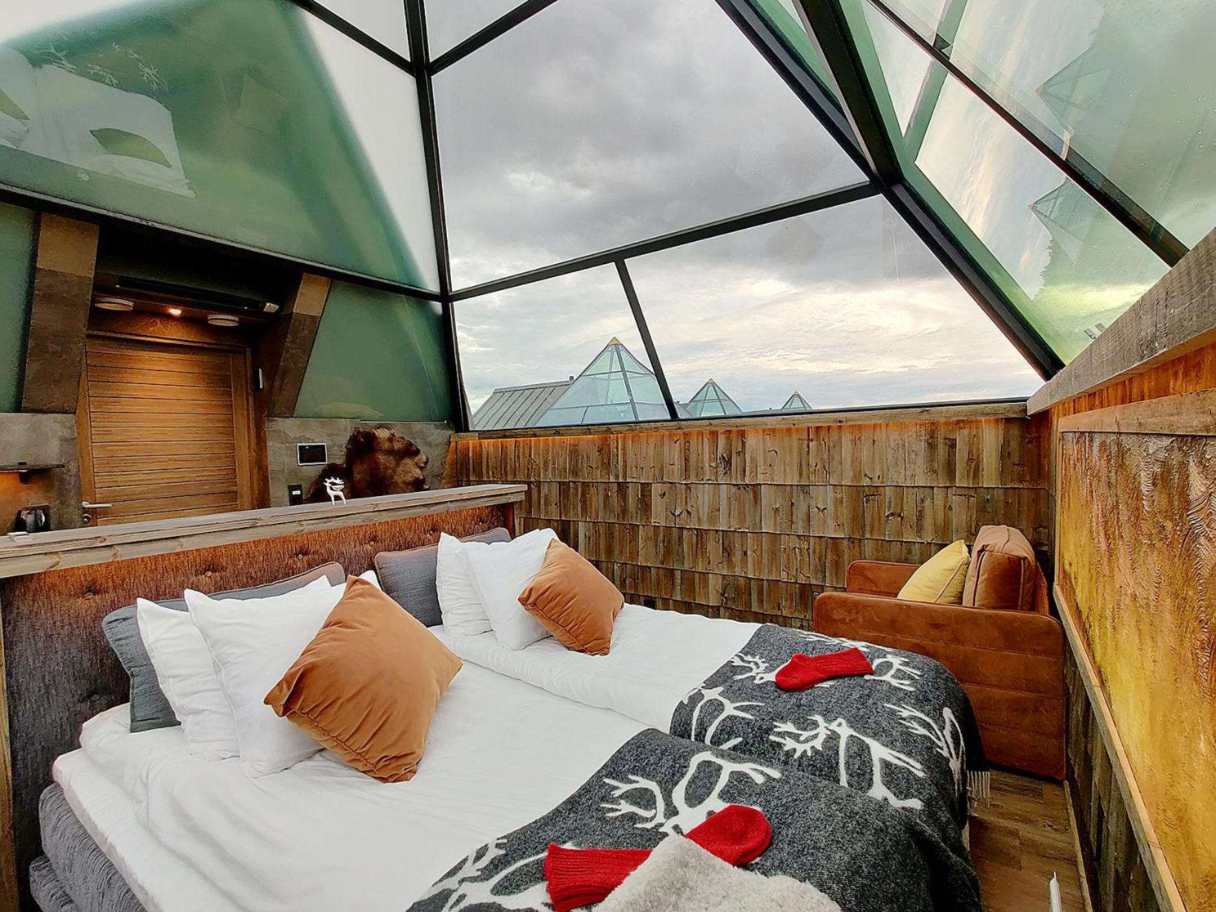Aurora Pyramid Glass Igloos Köngäs Buitenkant foto